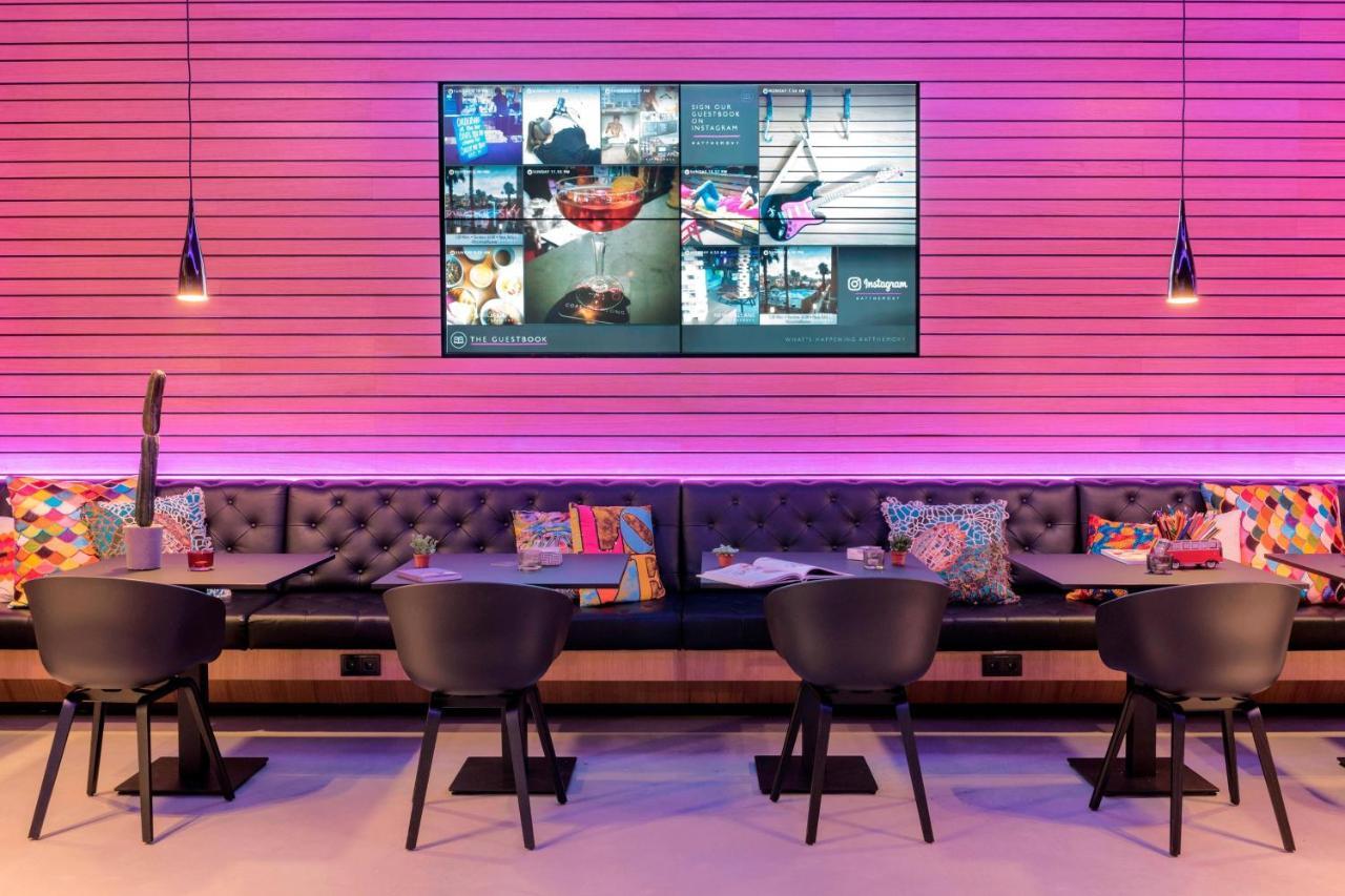 Moxy Munich Messe Hotel Aschheim Eksteriør billede