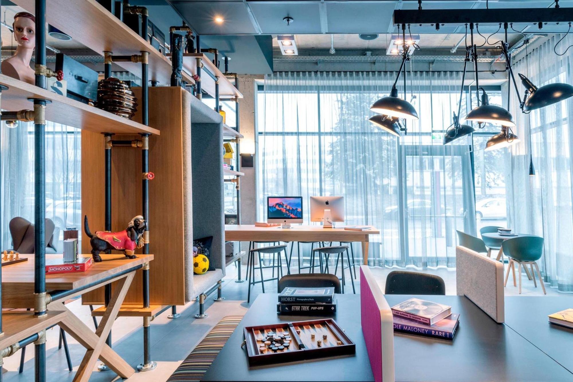 Moxy Munich Messe Hotel Aschheim Eksteriør billede